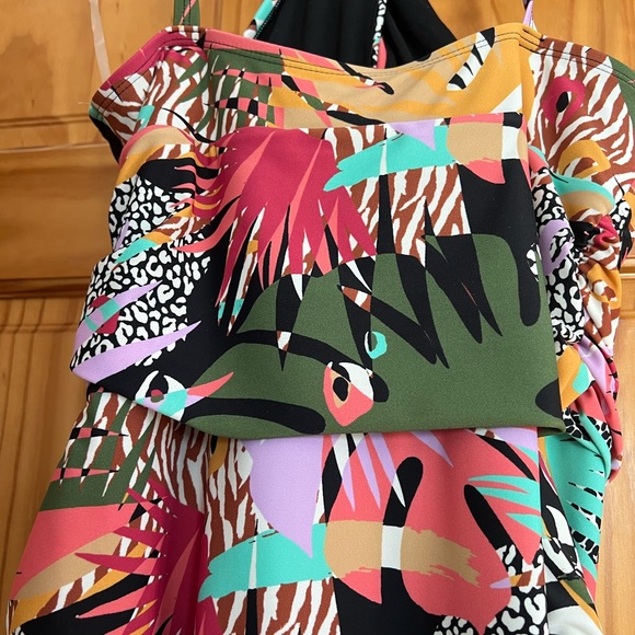 NWT-Bleu Rod Beatty-Swimsuit-Size 12 - Picture 8 of 12